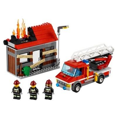 LEGO City (60003). Squadra di emergenza anti-incendio - 3
