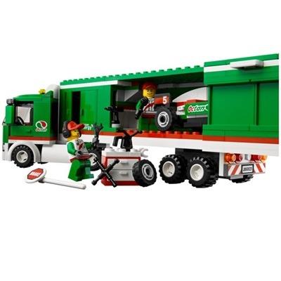 LEGO City (60025). Camion da gran premio - 6
