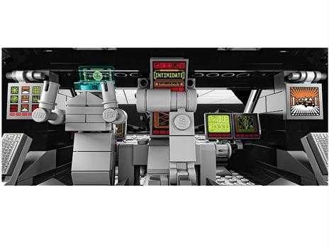 LEGO Super Heroes (76023). Tumbler - 8