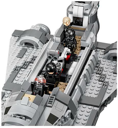 LEGO Star Wars (75106). Imperial Assault Carrier - 9