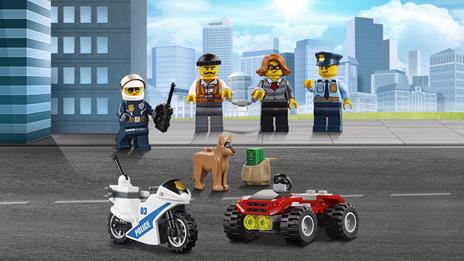 LEGO City Police (60139). Centro di comando mobile - 11