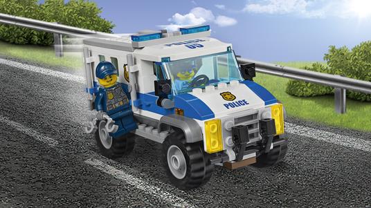LEGO City Police (60140). Rapina con il bulldozer - 8
