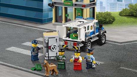 LEGO City Police (60140). Rapina con il bulldozer - 13