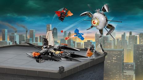 LEGO Super Heroes (76111). Batman: scontro con Brother Eye - 5