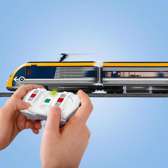 LEGO City (60197). Treno passeggeri - 9