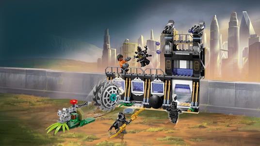 LEGO Super Heroes (76103). L'attacco falciante di Corvus Glaive - 4