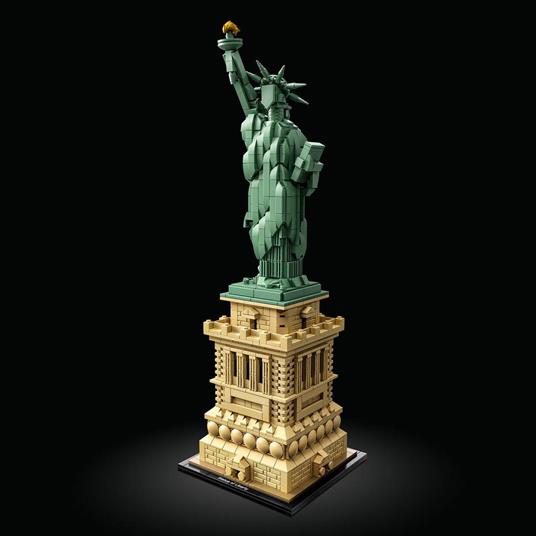 LEGO Architecture 21042 Statua della Libertà, Set di Costruzioni e Idea Regalo Collezionabile, Souvenir di New York - 4