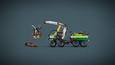 LEGO Technic (42080). Macchina forestale - 6