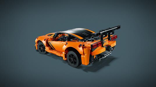 LEGO Technic (42093). Chevrolet Corvette ZR1 - 6