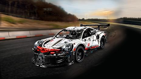 LEGO Technic (42096). Porsche 911 RSR - 3
