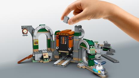 LEGO Hidden Side (70430). La metropolitana di Newbury - 6