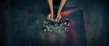 LEGO Hidden Side (70430). La metropolitana di Newbury - 9