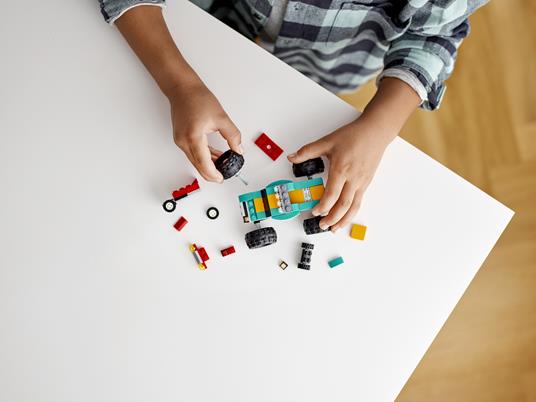 LEGO Creator (31101). Monster Truck - 8