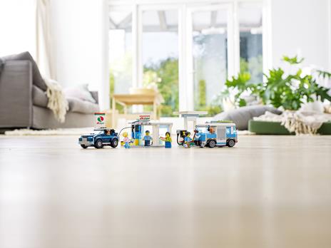 LEGO City Turbo Wheels (60257). Stazione di servizio - 11