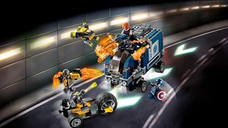 LEGO Super Heroes (76143). Avengers - Attacco del camion - 4