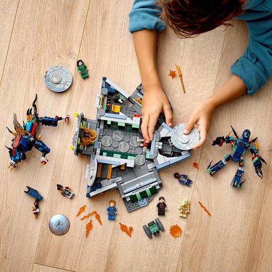 LEGO Marvel (76156). L'Ascesa di Domo, Navicella Spaziale dal Film sugli Eterni con Minifigure di 2 Devianti - 6