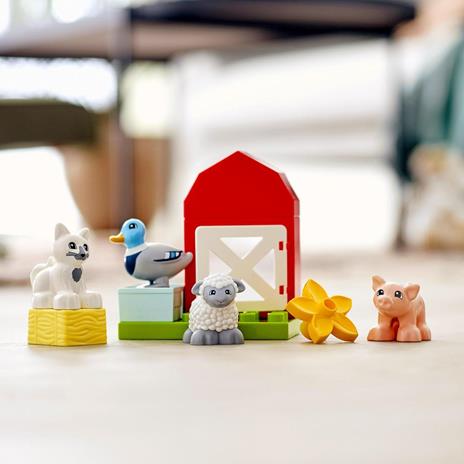 LEGO DUPLO Town 10949 Gli Animali della Fattoria, con Anatra, Maiale, Gatto e Mucca Giocattolo, Giochi Creativi per Bambini - 6