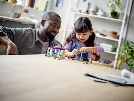 LEGO Friends (41440). Il forno di Heartlake City - 11