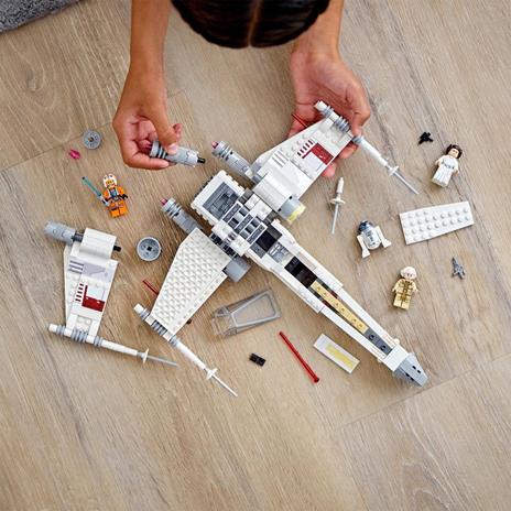 LEGO Star Wars 75301 X-Wing Fighter di Luke Skywalker, Set Guerre Stellari, Minifigure della Principessa Leila e Droide R2-D2 - 9