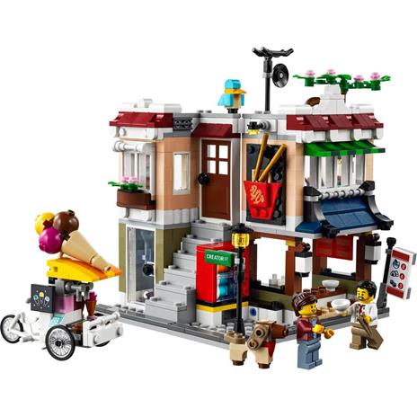 LEGO Creator 3 in 1 31131 Ristorante Noodle Cittadino, Creativo, Casa Giocattolo Apribile, Negozio Bici, Sala Giochi - 7