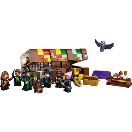 LEGO Harry Potter 76399 Il Baule Magico di Hogwarts, Idea Regalo Personalizzabile, Stemmi Case, Cappello Parlante e Gufo - 8