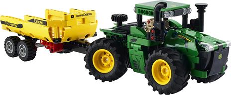 LEGO Technic 42136 John Deere 9620R 4WD Tractor, Giochi Creativi, Trattore con Rimorchio, Replica Modello da Costruzione - 2