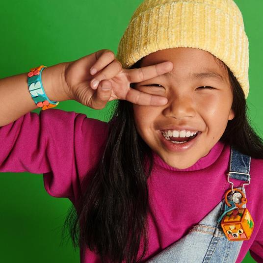 LEGO DOTS 41937 Multi Pack - Sensazioni Estive 4in1, Kit Creativi con Cornice Portafoto, Braccialetto, Portachiavi Portapenne - 7