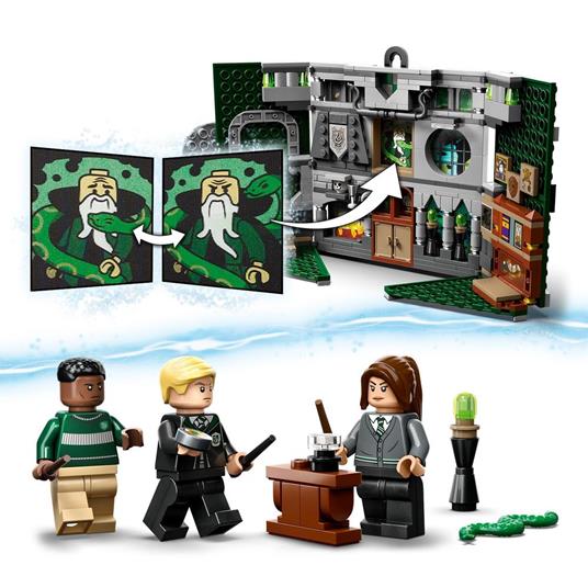 LEGO Harry Potter 76410 Stendardo della Casa Serpeverde da Parete, Sala Comune Castello di Hogwarts, Giocattolo da Collezione - 5