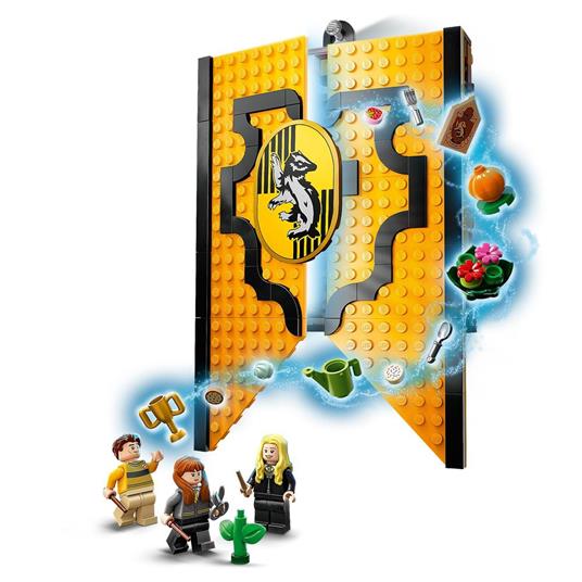 LEGO Harry Potter 76412 Stendardo della Casa Tassorosso da Parete, Sala Comune Castello di Hogwarts, Giocattolo da Collezione - 4