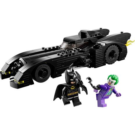 LEGO DC 76224 Batmobile: Inseguimento di Batman vs. The Joker, Iconica Macchina Giocattolo del 1989, Idea Regalo per Bambini - 7
