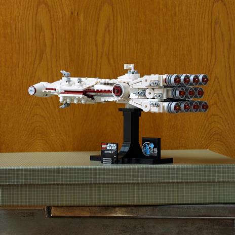 LEGO Star Wars 75376 Tantive IV, Modellino da Costruire di Astronave per Adulti, Idee Regalo per Lui, Lei, Marito o Moglie - 4