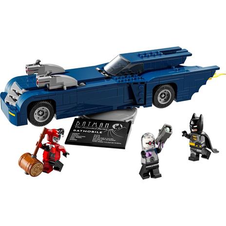 LEGO DC 76274 Batman con Batmobile vs. Harley Quinn e Mr. Freeze, Macchina Giocattolo del Supereroe, Gioco per Bambini 8+ - 8