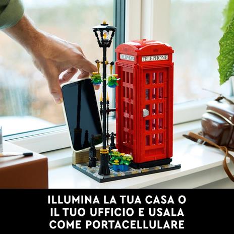 LEGO Ideas 21347 Cabina Telefonica Rossa di Londra, Idea Regalo Creativa per Adulti, Souvenir iconico Supporto per Cellulare - 6