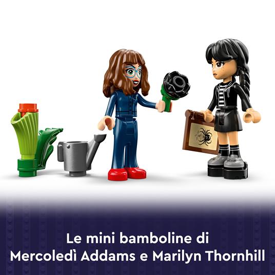 LEGO Wednesday (76784). Fiore di dalia nero - 4