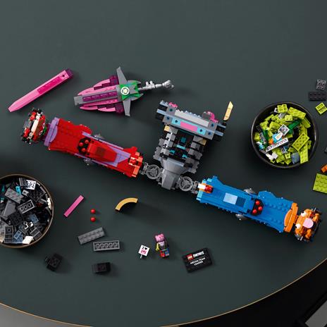 LEGO Fortnite (77078). Leader Squadra Mecha - 3
