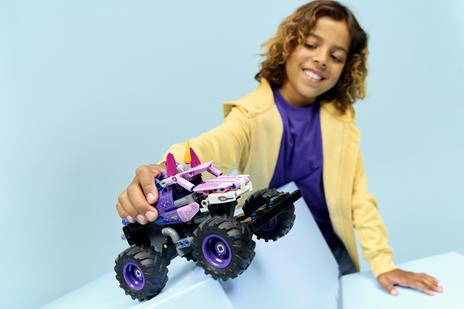 LEGO Technic (42220). Monster Jam Sparkle Smash a retrocarica - 7