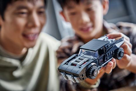 LEGO Batmobile di Batman - 3