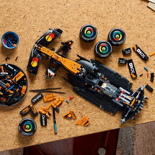 LEGO Technic Auto McLaren MCL39 F1® - 5