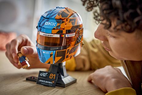 LEGO Editions (43017). Casco di Oscar Piastri McLaren - 3