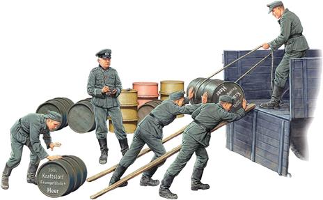 German Soldiers w/ Fuel Drums. Special Edition