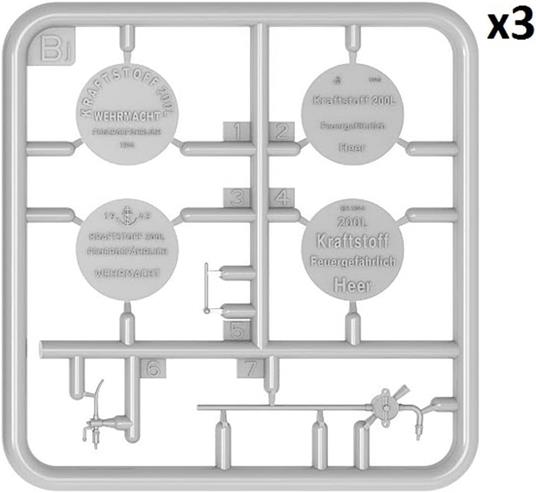 German Soldiers w/ Fuel Drums. Special Edition - 4