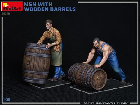 Men with Wooden Barrels - 3