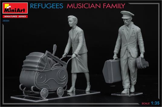 Refugees. Musician Family - 2