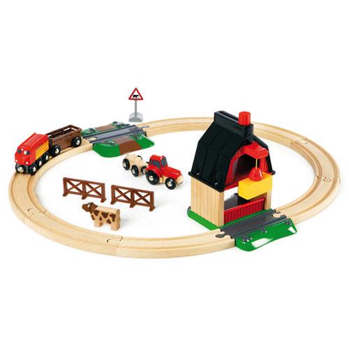 BRIO WORLD Set Ferrovia Fattoria, Pista Trenino con Accessori