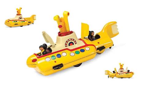 The Beatles Yellow Submarine 1968 134mm Model CC05401