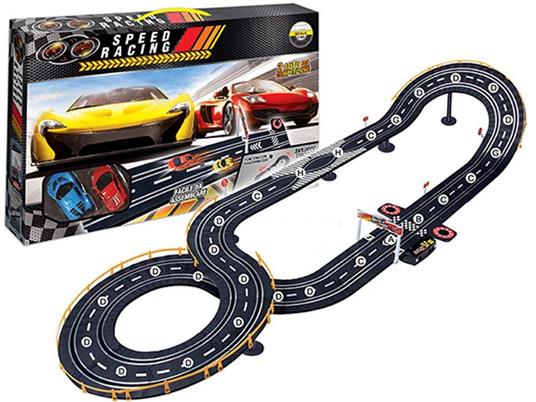 Pista Gran Turismo Con 2 Macchine Lunghezza