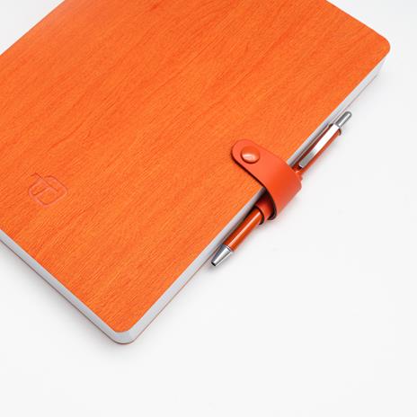 Agenda 16 Mesi, giornaliera, Write 2025-2026, Intempo, Arancio - 15 x 21 cm - 3