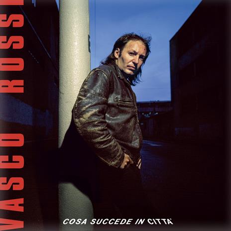 Cosa succede in città (40^ Rplay Edition - Cofanetto numerato: LP + CD + Libro) - Vinile LP + CD Audio di Vasco Rossi - 2