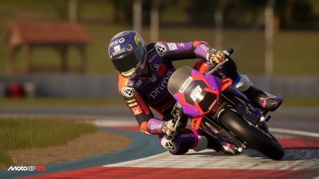 MotoGP 25 Day One Edition - Xbox Series X - 6
