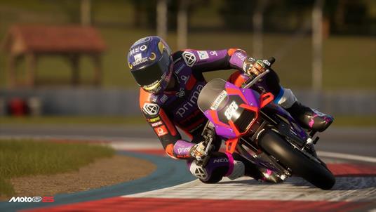 MotoGP 25 Day One Edition - Xbox Series X - 6
